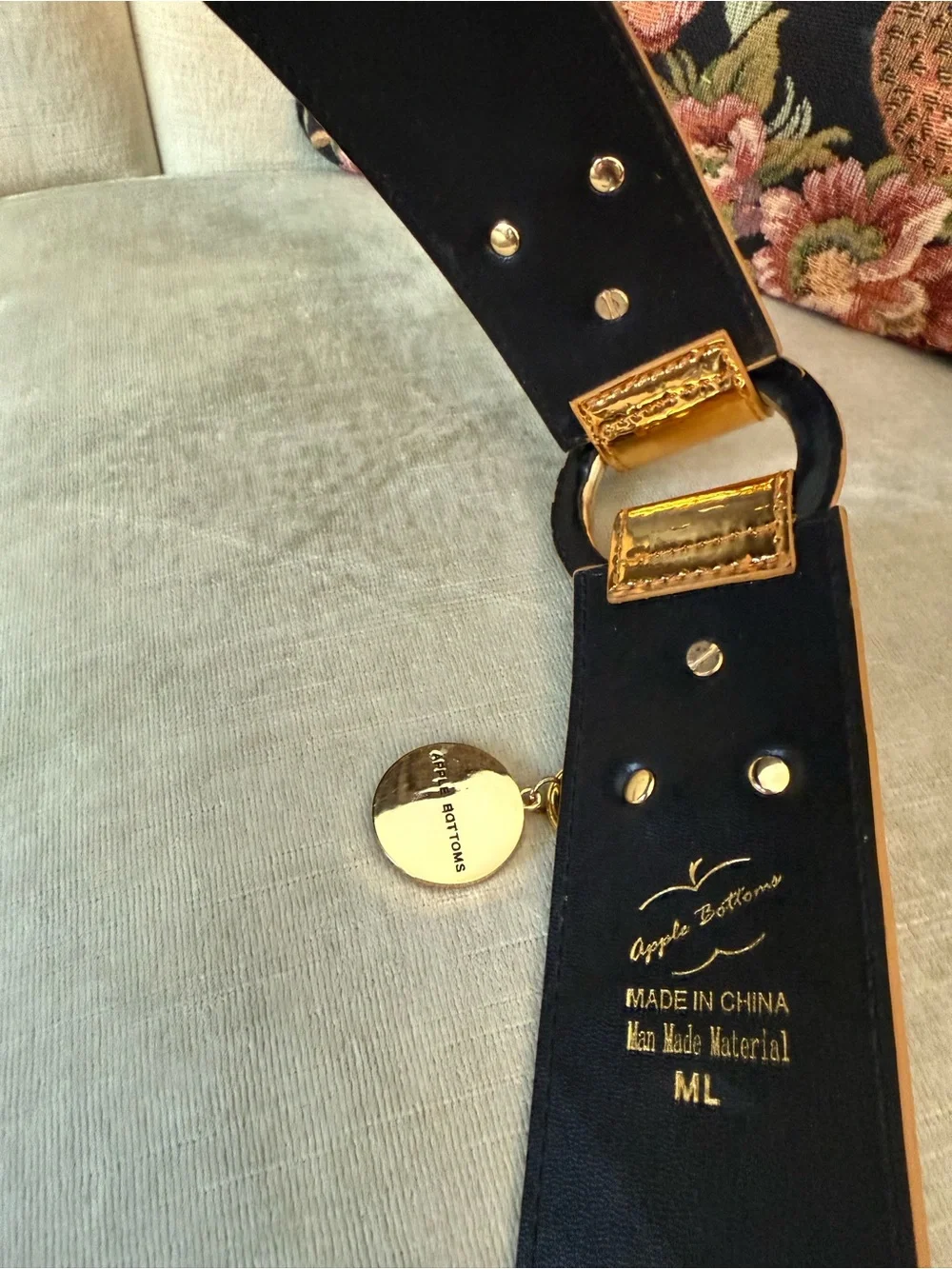 ✨ Apple Bottoms Metallic Gold Wide Waist Belt O-Ring Charm Bling Y2K ML